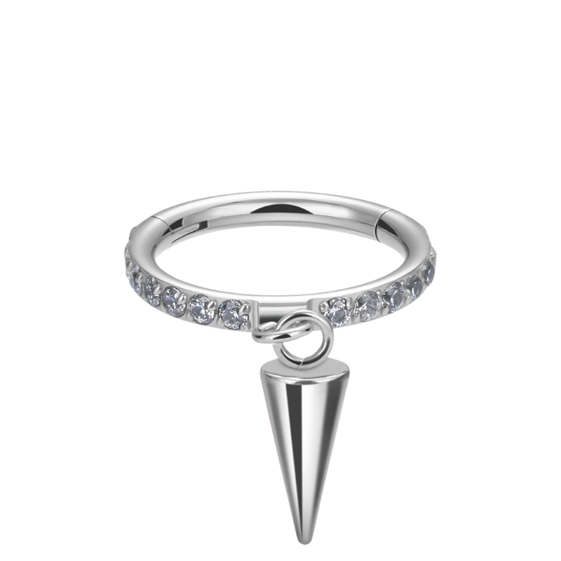 Oorpiercing conch ring in titanium met spike, een vleugje stoutmoedigheid.