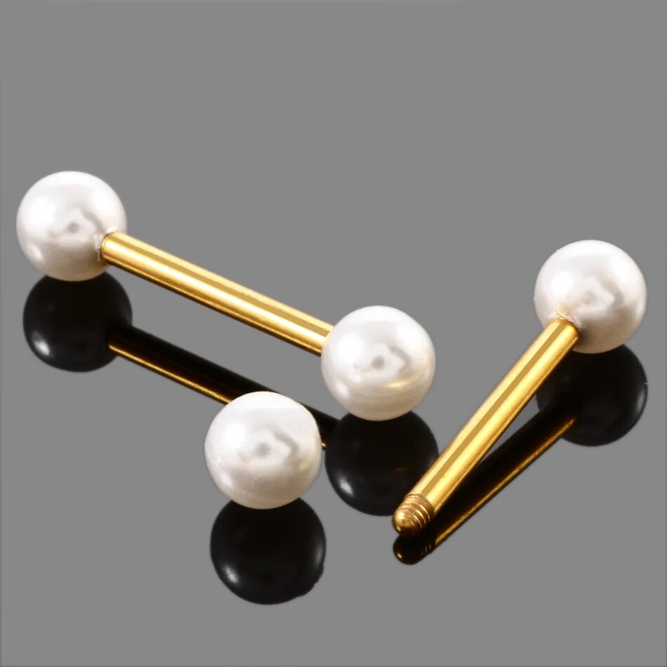 Tongjuweel van titanium, parel voor een verfijnde stijl.