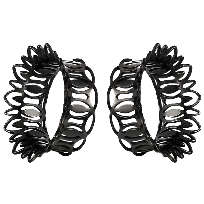Oortunnel plug, getande bloem voor een elegante touch.