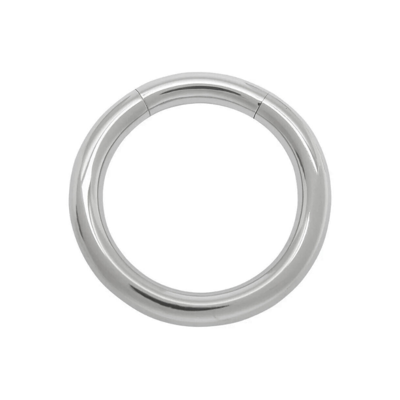 Septum piercing dikke titanium ring, echo van de diepe bas.