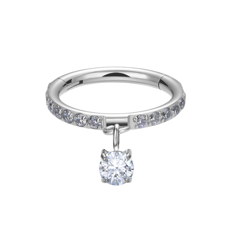 Oorpiercing conch ring in titanium met zirkonia hanger, schittering en originaliteit.