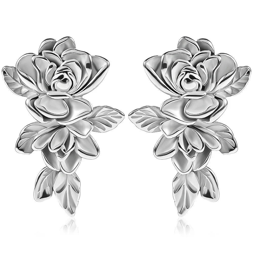 Metalen oorhangers met roosontwerp in zilver, voor een unieke stijl